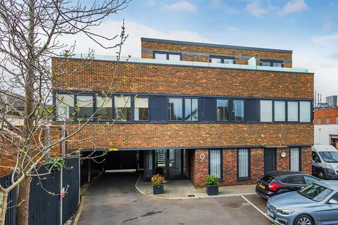 1 bedroom apartment for sale, THE STREET, ASHTEAD KT21