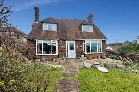 3 bedroom detached house for sale, Geneva Road, Newhaven