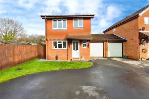 29 Barn Meadow Close, Church Crookham, Fleet, GU52 0YB