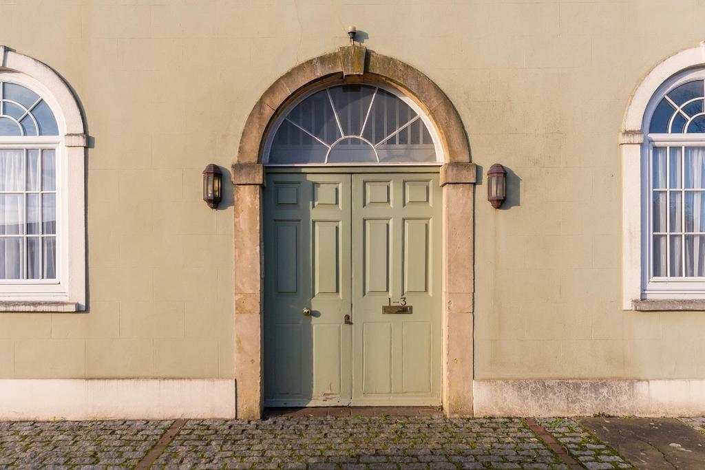 FT2 OWCWY - External C.jpg