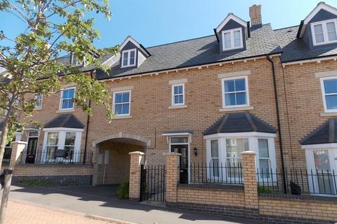 3 bedroom terraced house for sale, Livingstone Way, Fairfield, Hitchin, Herts SG5 4GN