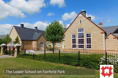 3 bedroom terraced house for sale, Livingstone Way, Fairfield, Hitchin, Herts SG5 4GN