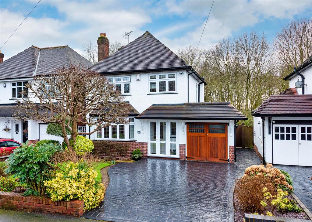 42 Wootton Road-front.jpg
