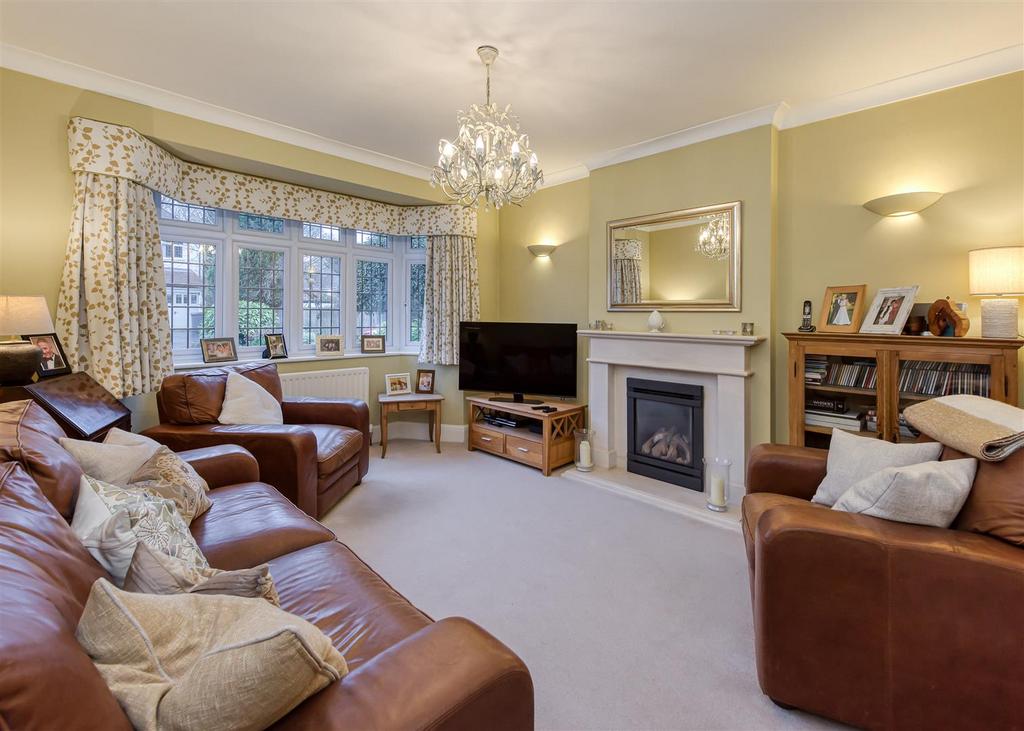 42 Wootton Road-lounge.jpg