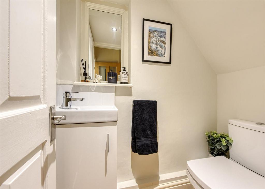 42 Wootton Road-cloaks.jpg