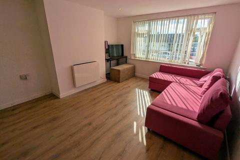 2 bedroom flat for sale, Waterloo road, Penygroes, Llanelli, SA14