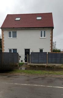 4 bedroom semi-detached house to rent, Stratton Way, Biggleswade SG18