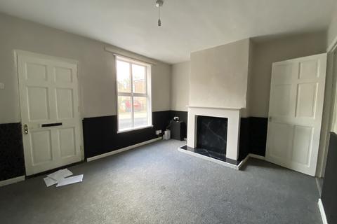 2 bedroom end of terrace house to rent, High Street, Ulceby DN39