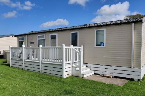 2 bedroom park home for sale, Hoburne Lane, Highcliffe, Christchurch, Dorset, BH23