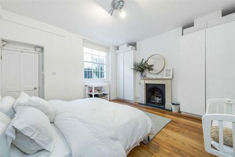 3 bedroom flat to rent, Alderney Street, London SW1V