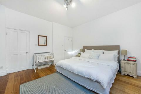 3 bedroom flat to rent, Alderney Street, London SW1V