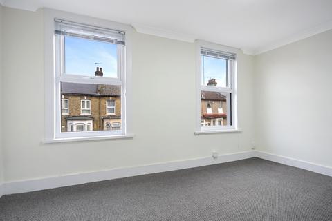 3 bedroom flat for sale, LONDON E15