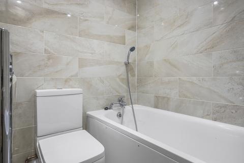 31 Dunmow Road, London, E15 1TZ