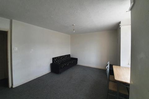 1 bedroom flat for sale, Rose Court, Ilford IG1