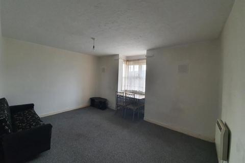 1 bedroom flat for sale, Rose Court, Ilford IG1