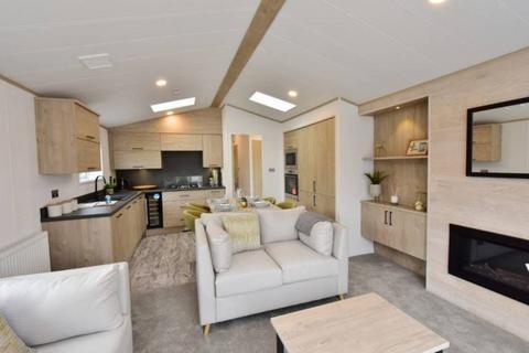 2 bedroom lodge for sale, Epworth North Lincolnshire