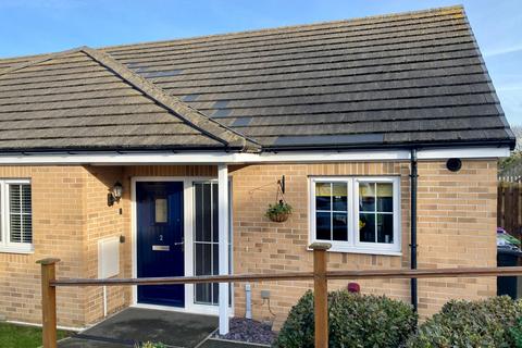 2 bedroom semi-detached bungalow for sale, Conisbrough Close, Grantham, NG31