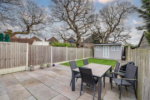 3 bedroom detached house for sale, Barnard Road, Leigh-On-Sea SS9