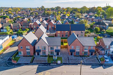 3 bedroom semi-detached house for sale, Alder Hey Road, St. Helens, WA10