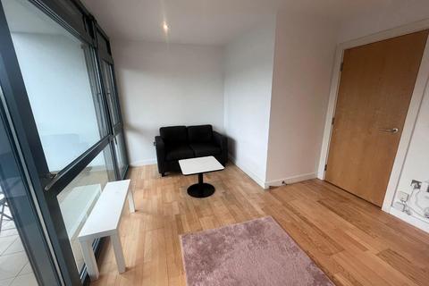 Studio to rent, Deansgate, Manchester