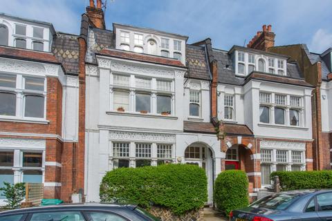 2 bedroom flat to rent, Glenmore Road, Belsize Park NW3