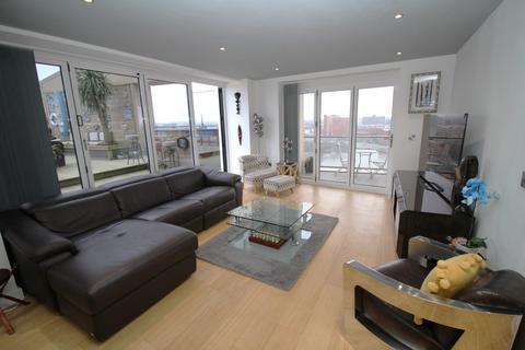 2 bedroom apartment to rent, Sovereign Point, 31 The Quays, Salford, Lancashire, M50