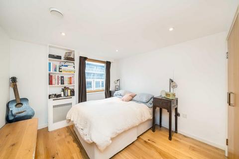 2 bedroom flat for sale, Townmead Road, London SW6