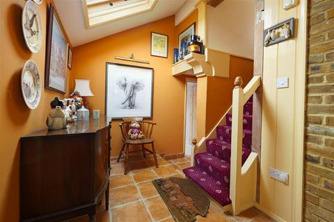 3 bedroom detached house for sale, Oak Cottage, South Street, Boughton-under-Blean