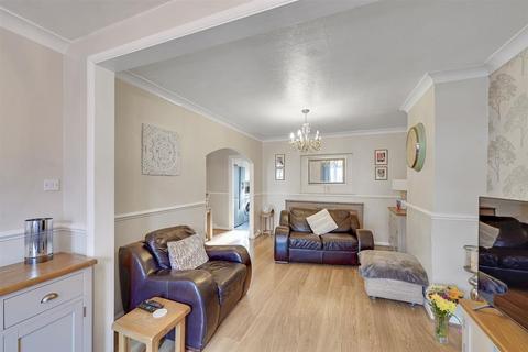 3 bedroom terraced house for sale, Stamford Road, Dagenham, Essex