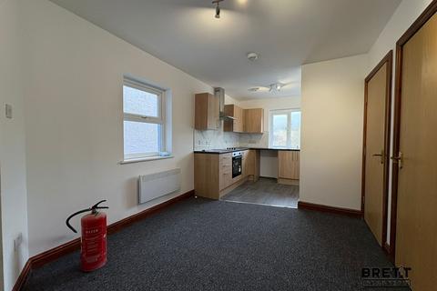 2 bedroom flat to rent, 9a Dew Street, Haverfordwest, Pembrokeshire. SA61 1ST