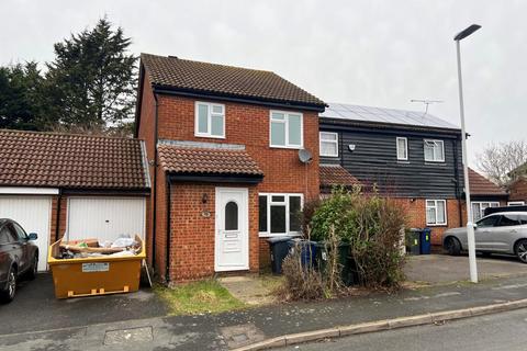 3 bedroom semi-detached house to rent, Lansdowne Way,  High Wycombe,  HP11