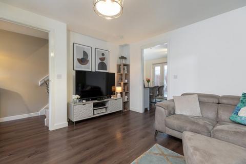 3 bedroom end of terrace house for sale, Patterton Range Drive, Darnley