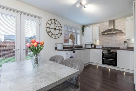 14 Patterton Range Drive, Glasgow, G53 7YY