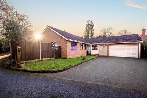 2 bedroom detached bungalow for sale, Longfield Drive, Little Aston Park, Sutton Coldfield