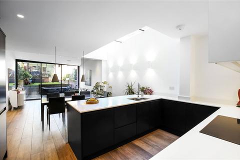27 Egbert Road, Hyde, Winchester, SO23 7EB