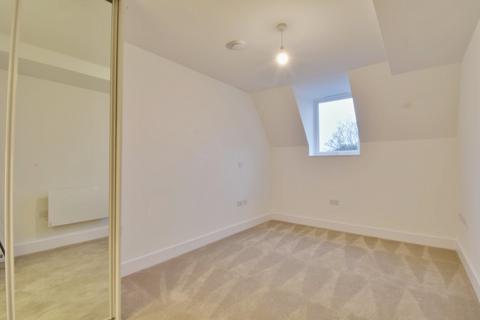 2 bedroom apartment to rent, St. Albans Road, Hertfordshire WD24