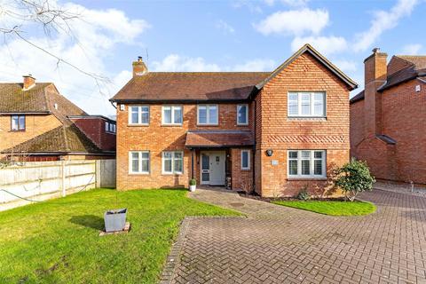 4 bedroom detached house for sale, High Gables, Eversley, RG27