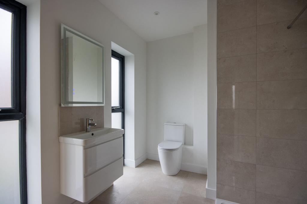 Ground Floor Bathroom
