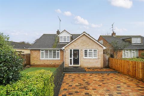 4 bedroom detached house for sale, Manor Close, Urchfont