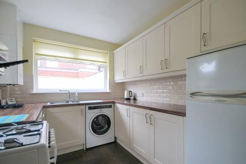 2 bedroom terraced house to rent, Curzon Street, Runcorn, WA7 4PG