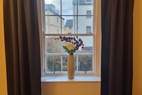 1 bedroom flat to rent, Clarence Street, Edinburgh EH3