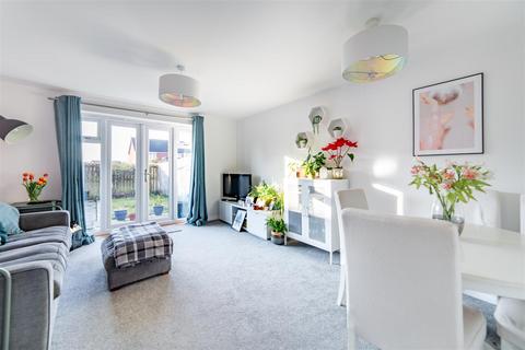 2 bedroom end of terrace house for sale, Roseden Way, Great Park, NE13