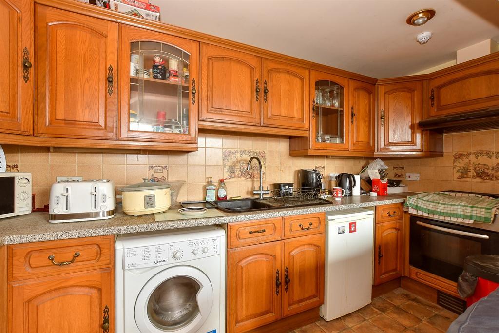 Kitchen/ Living Room