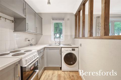 1 bedroom terraced house to rent, Chestnut Walk, Garnetts Lane, CM6