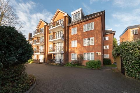 2 bedroom flat for sale, Chase Side, London N14