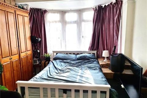 1 bedroom in a house share to rent, Wyresdale Crescent, Perivale, Greenford, UB6