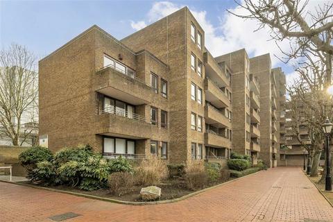 1 bedroom flat for sale, Thomas More Street, London E1W