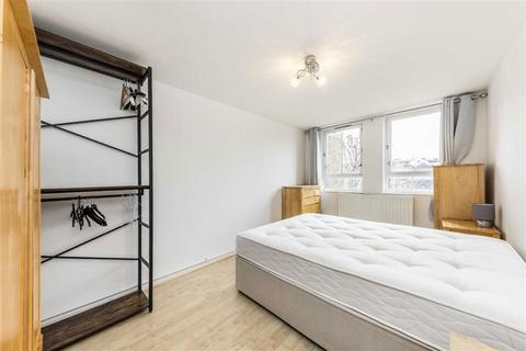 1 bedroom flat for sale, Thomas More Street, London E1W