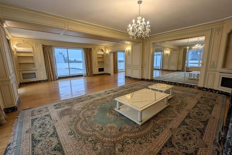 5 bedroom flat for sale, Riverside Drive, London