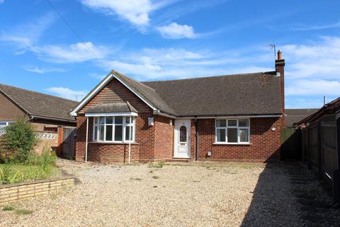 3 bedroom detached bungalow for sale, Regent Street, Stotfold, Hitchin, SG5